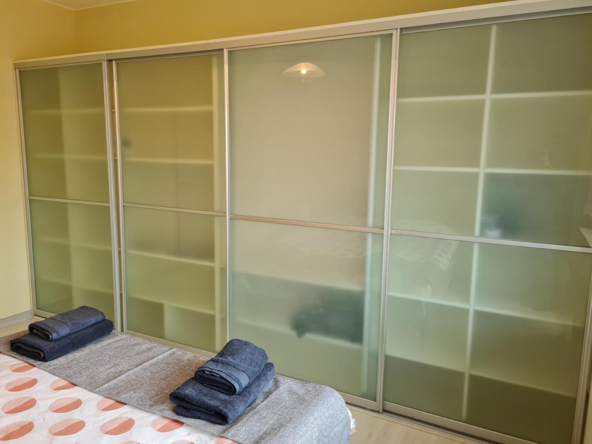 Spacious Apartment "Sunny Sofia" In The Heart Of Varna City Esterno foto