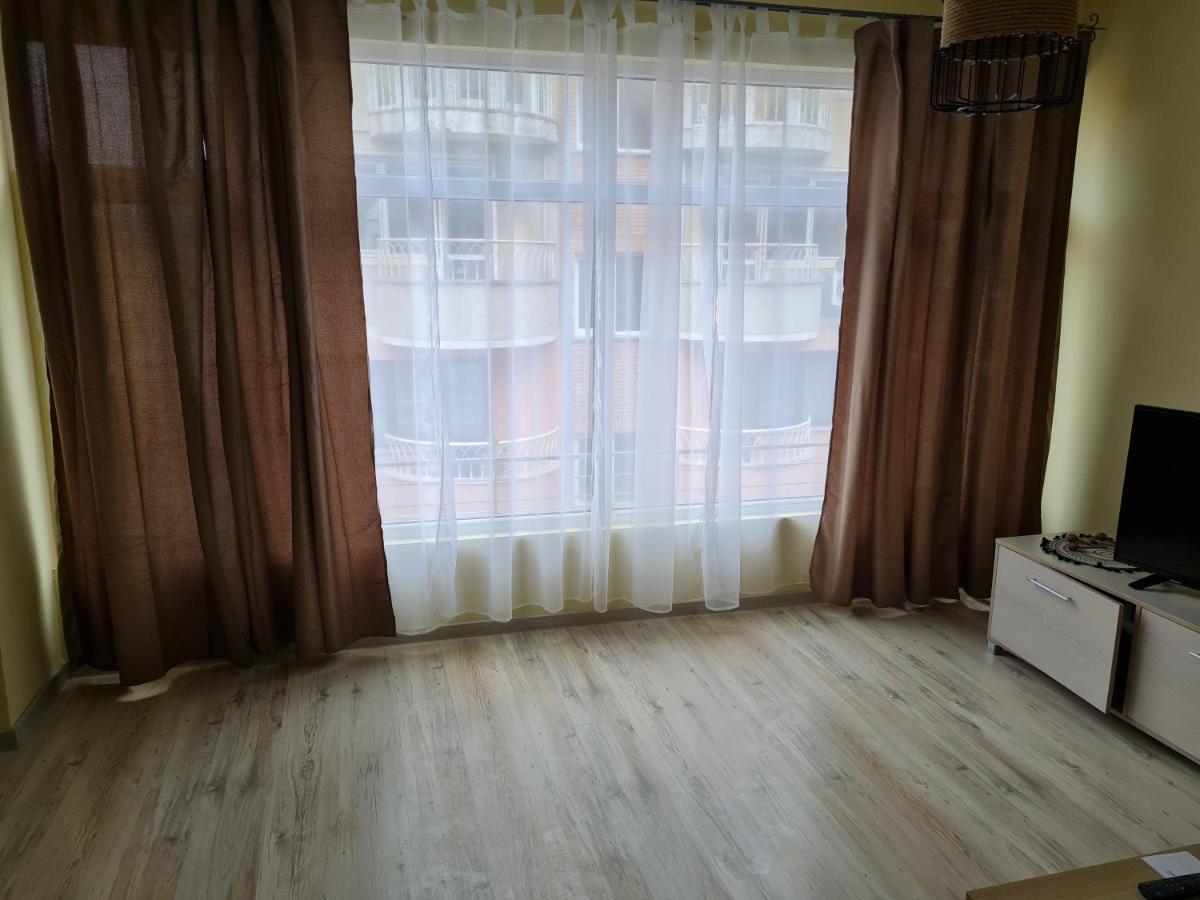 Spacious Apartment "Sunny Sofia" In The Heart Of Varna City Esterno foto