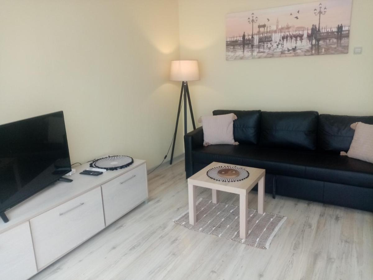 Spacious Apartment "Sunny Sofia" In The Heart Of Varna City Esterno foto